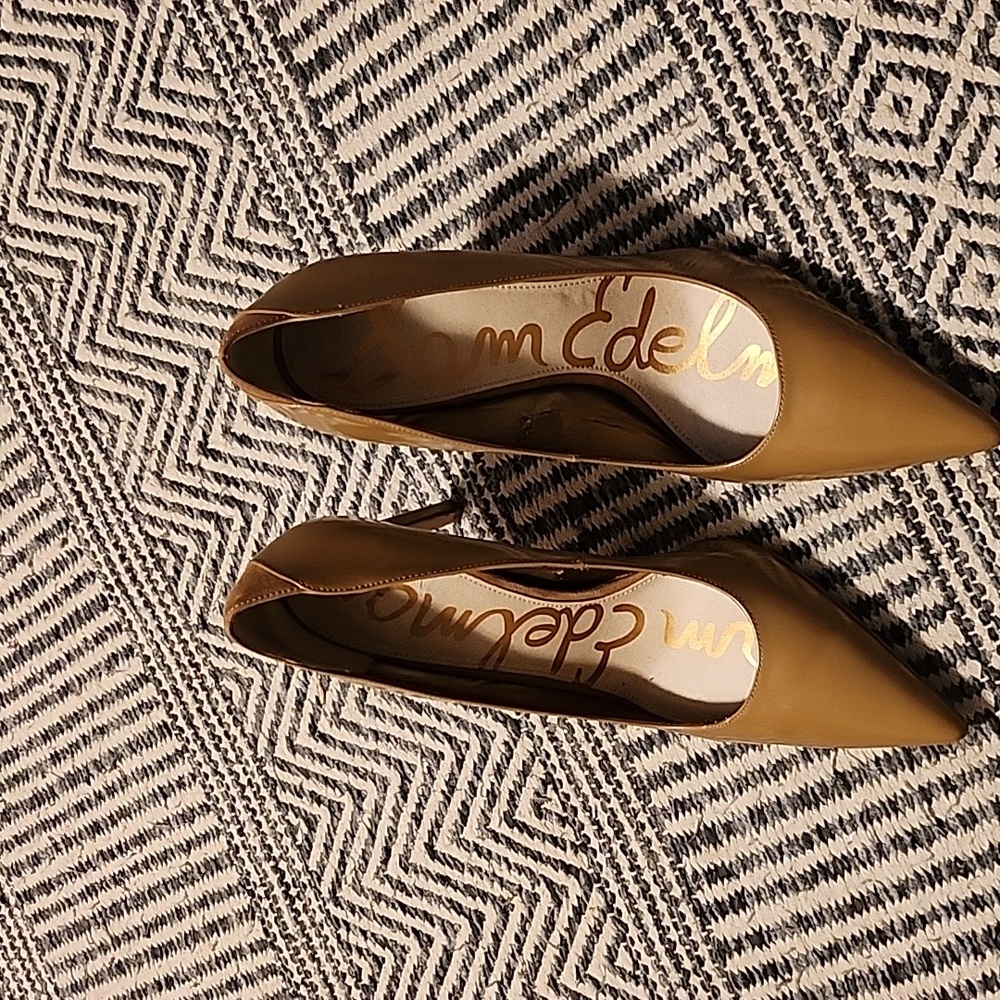 Sam Edelman nude pumps
